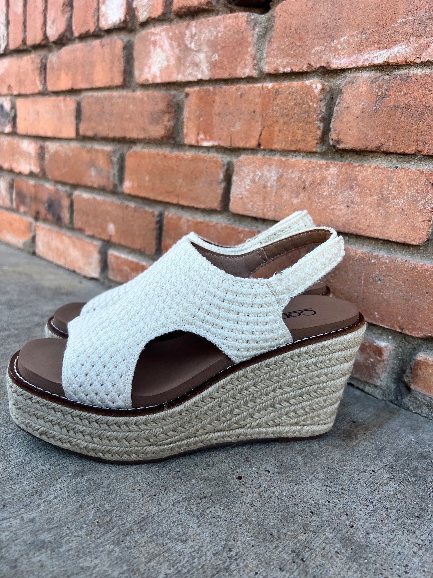 Corkys Natural Crochet Freddie Wedges