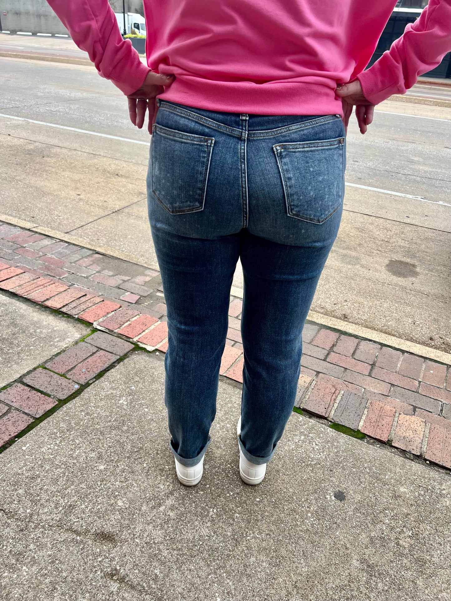 Judy Blue Bleach Splash Boyfriend Jeans