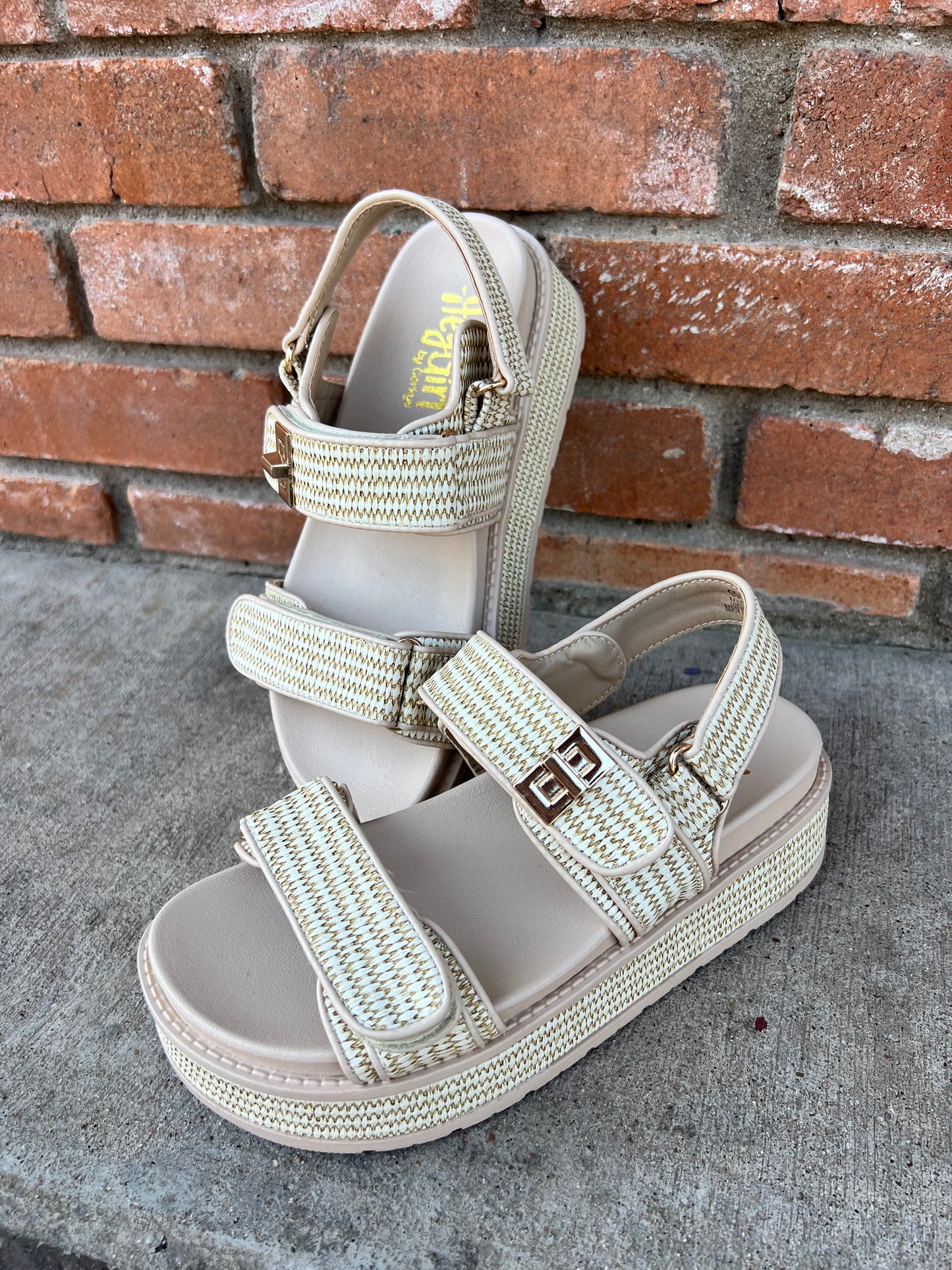 Corkys Go For It Sand Raffia