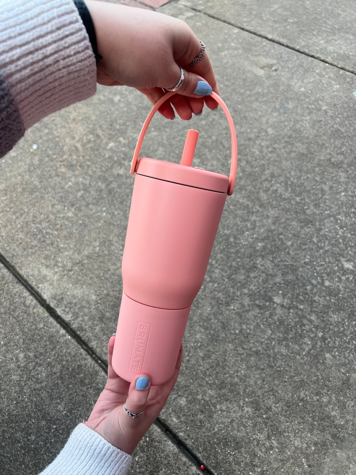 Brumate Resa 35oz Guava