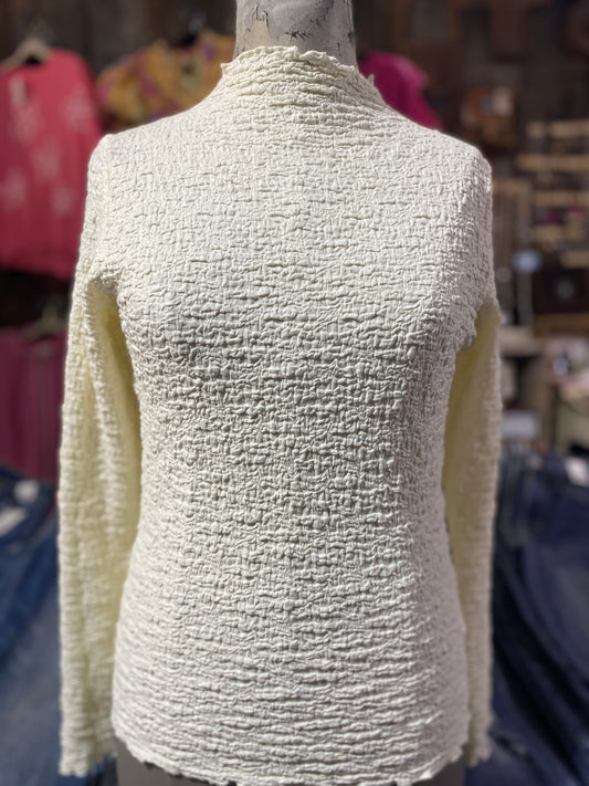 CREAM FITTED LONG SLEEVE TOP