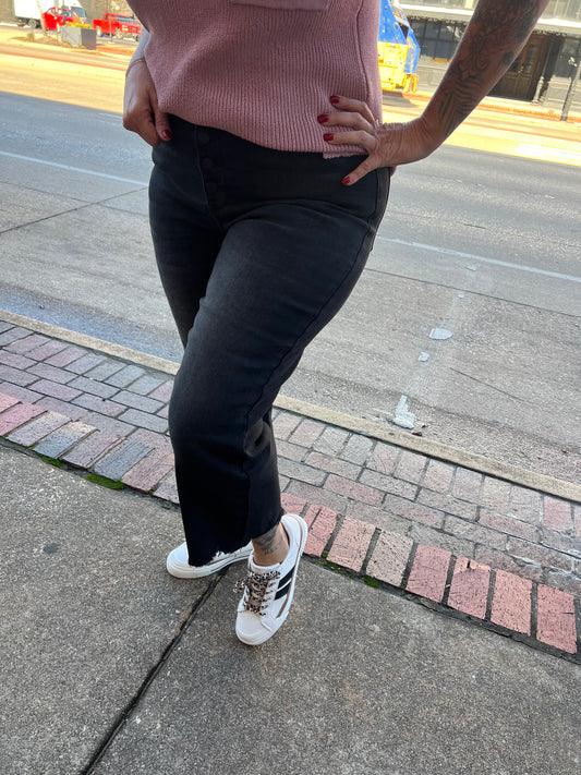 Judy Blue Night Out Black Cropped Jeans