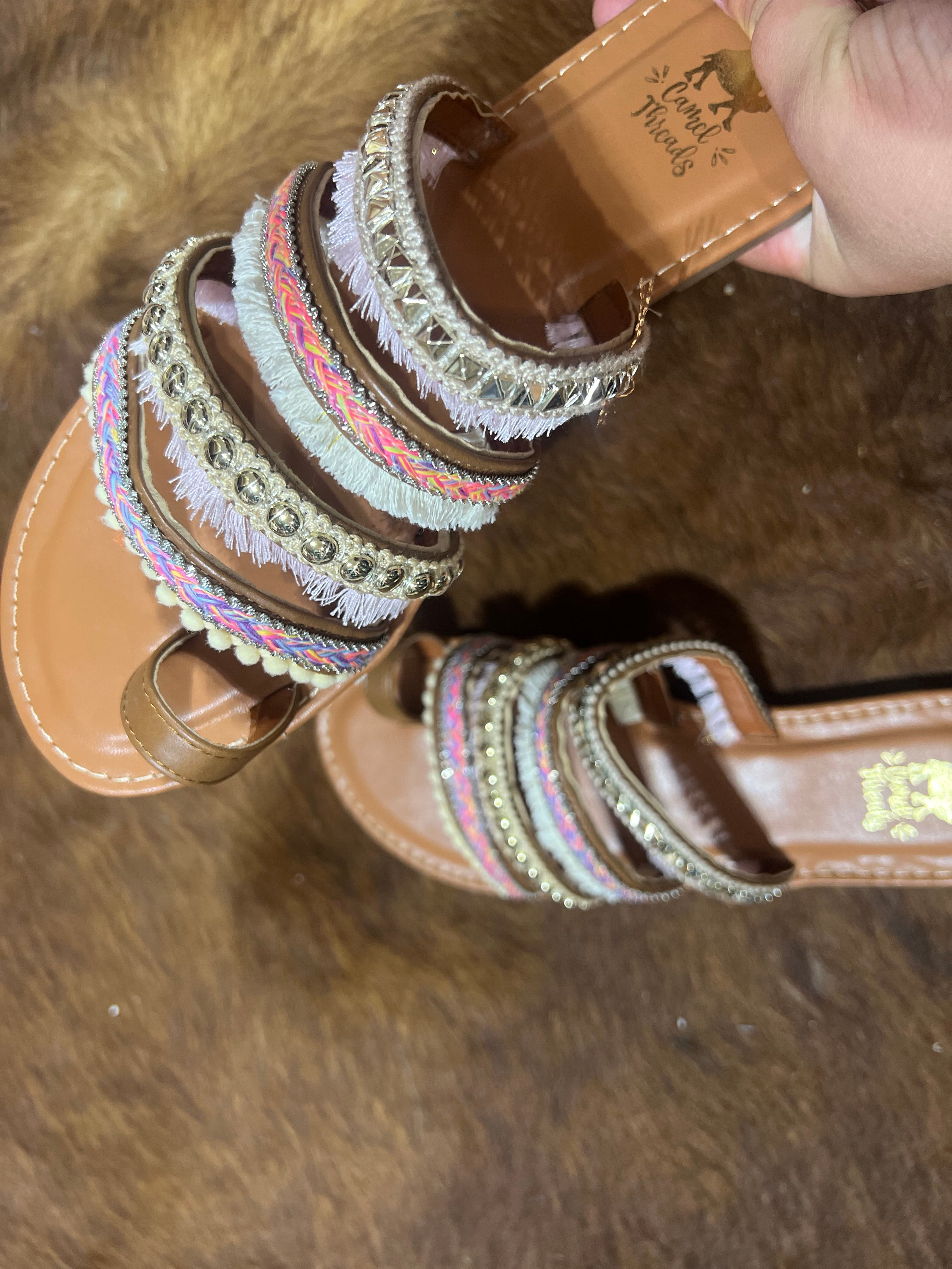 Camel Threads Era Sandal – GrittyBelleBoutique