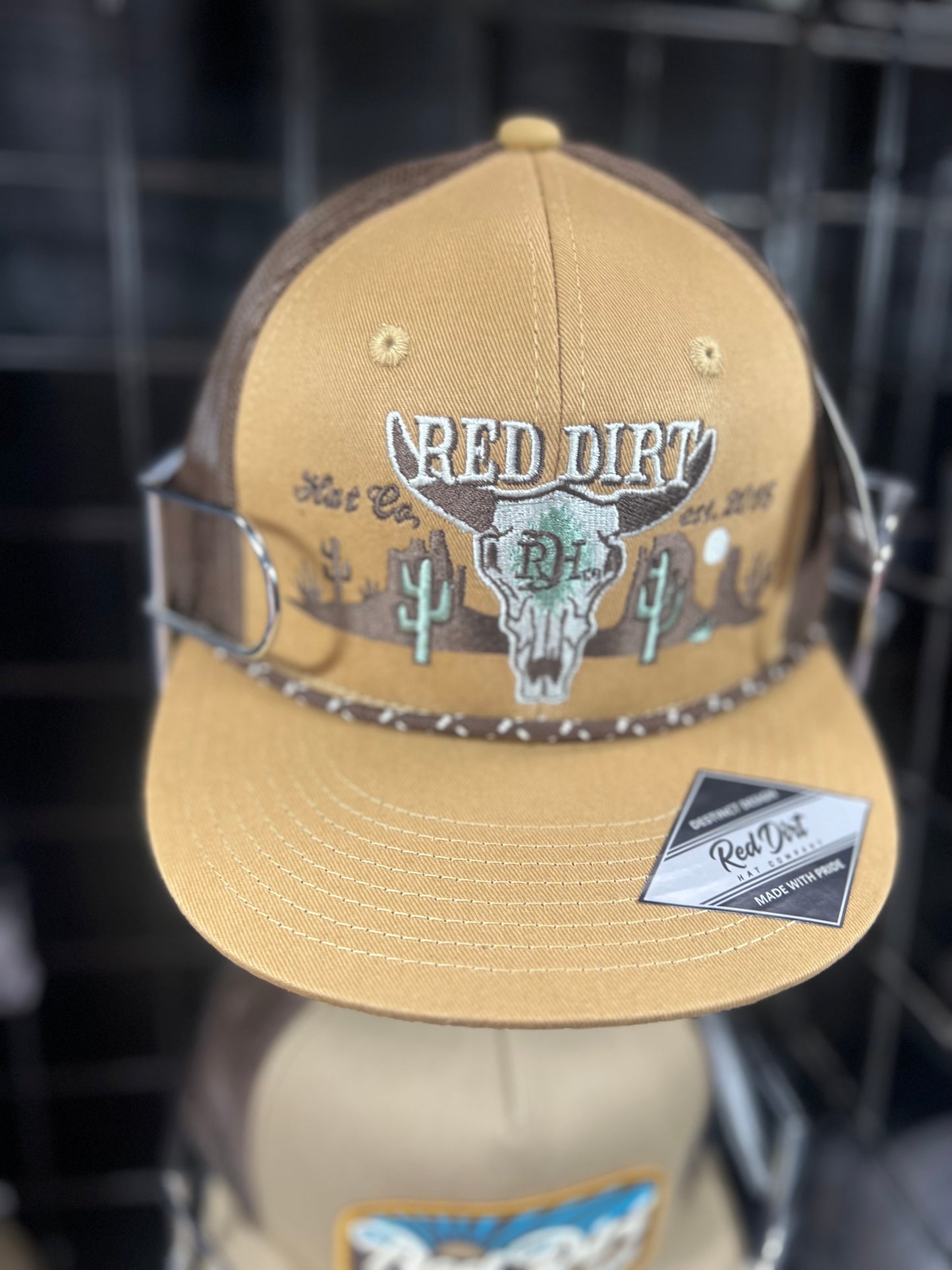 Red Dirt Tan Skull Desert Hat