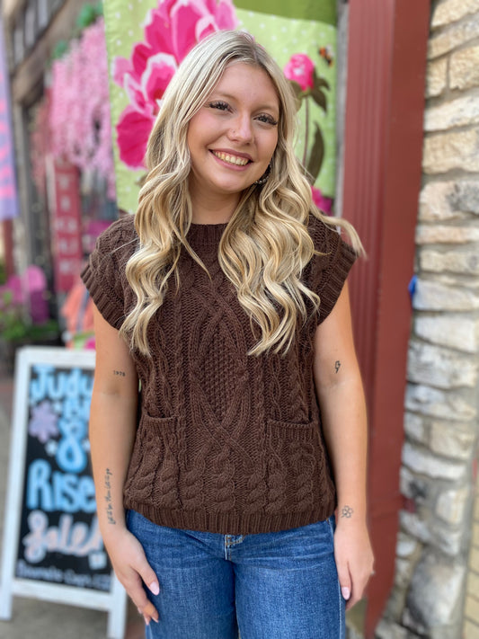 CAILEIGH CABLE KNIT SWEATER - CHOCOLATE