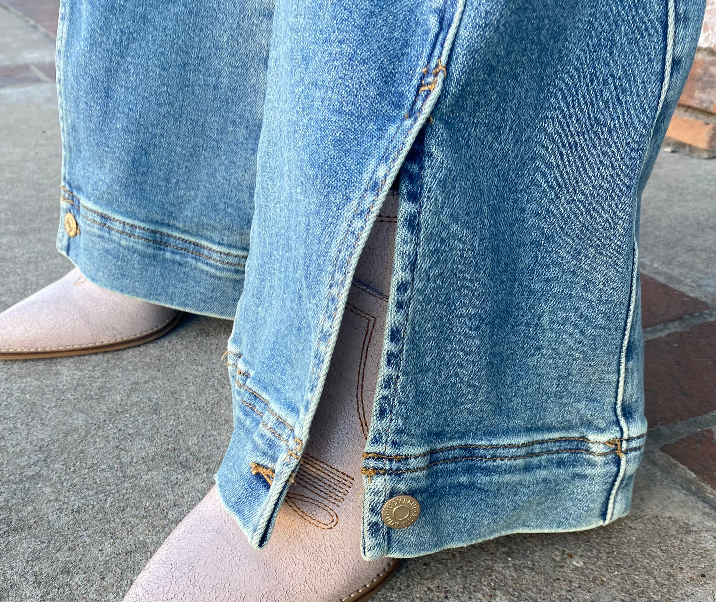 JUDY BLUE LAREDO HW VINTAGE FLARE