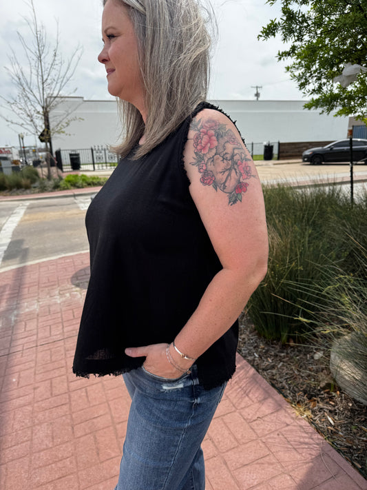 Linda Linen Blend Fray Hem Top