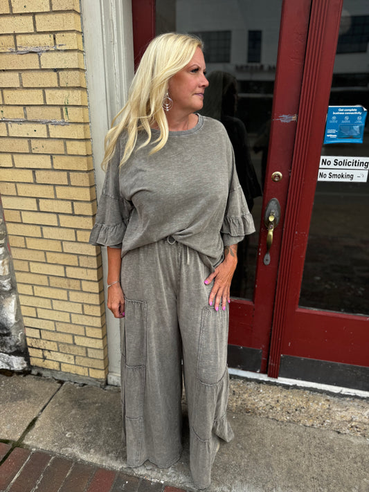 AVA ASH RUFFLE PANTS