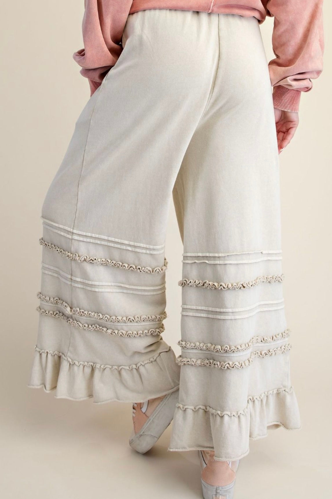 MINERAL WASH ECRU RUFFLED PALAZZ0