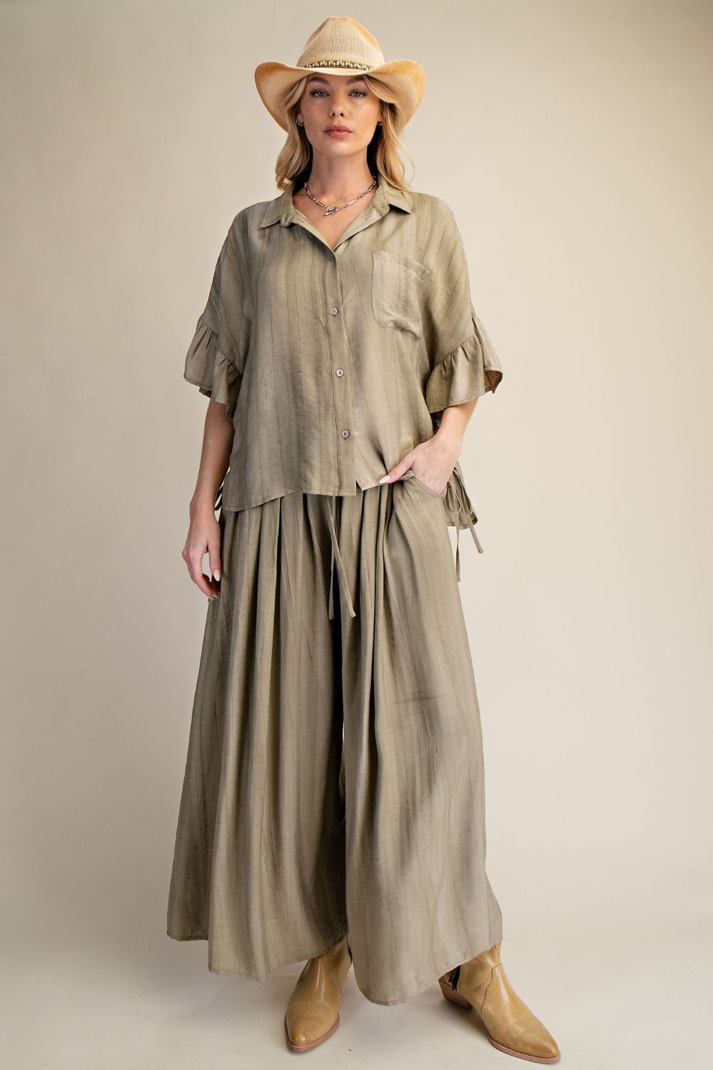 EASEL TAUPE TEXTURED PALAZZO PANTS SET