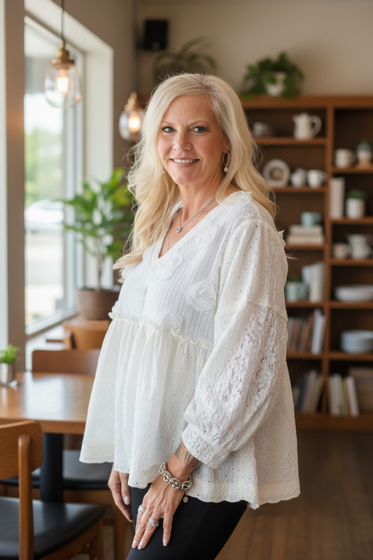 IVORY BALLOON SLEEVE FLOWY TOP