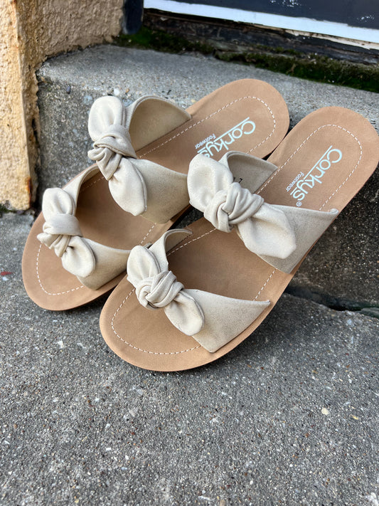 Corkys Take A Bow Gold Wash Metallic