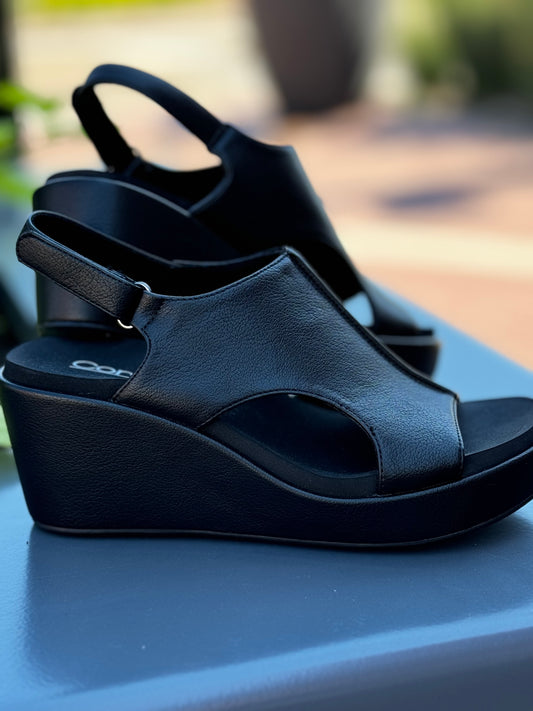 Corkys Carley Too Black Wedge