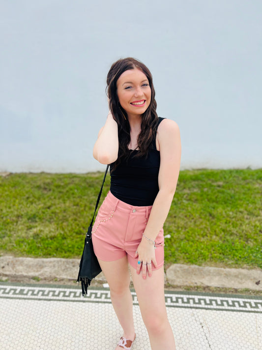 Geraldine Shorts in Rose